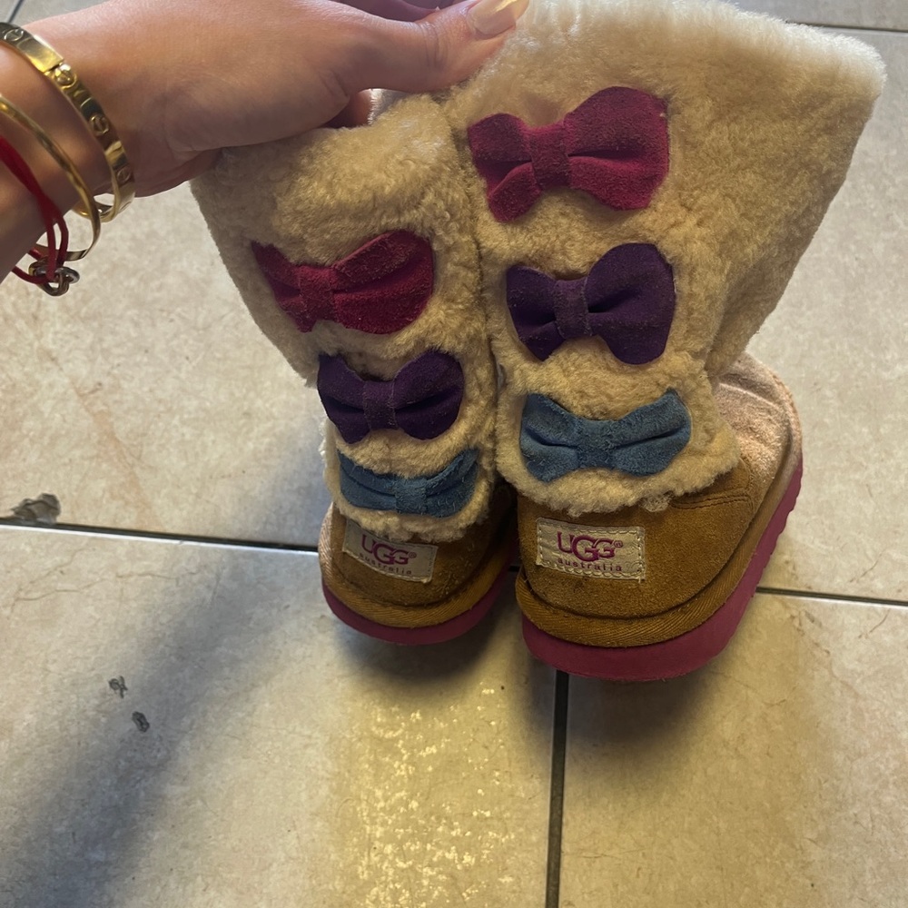 UGG Kids' Bow Accent Boots - Multicolor